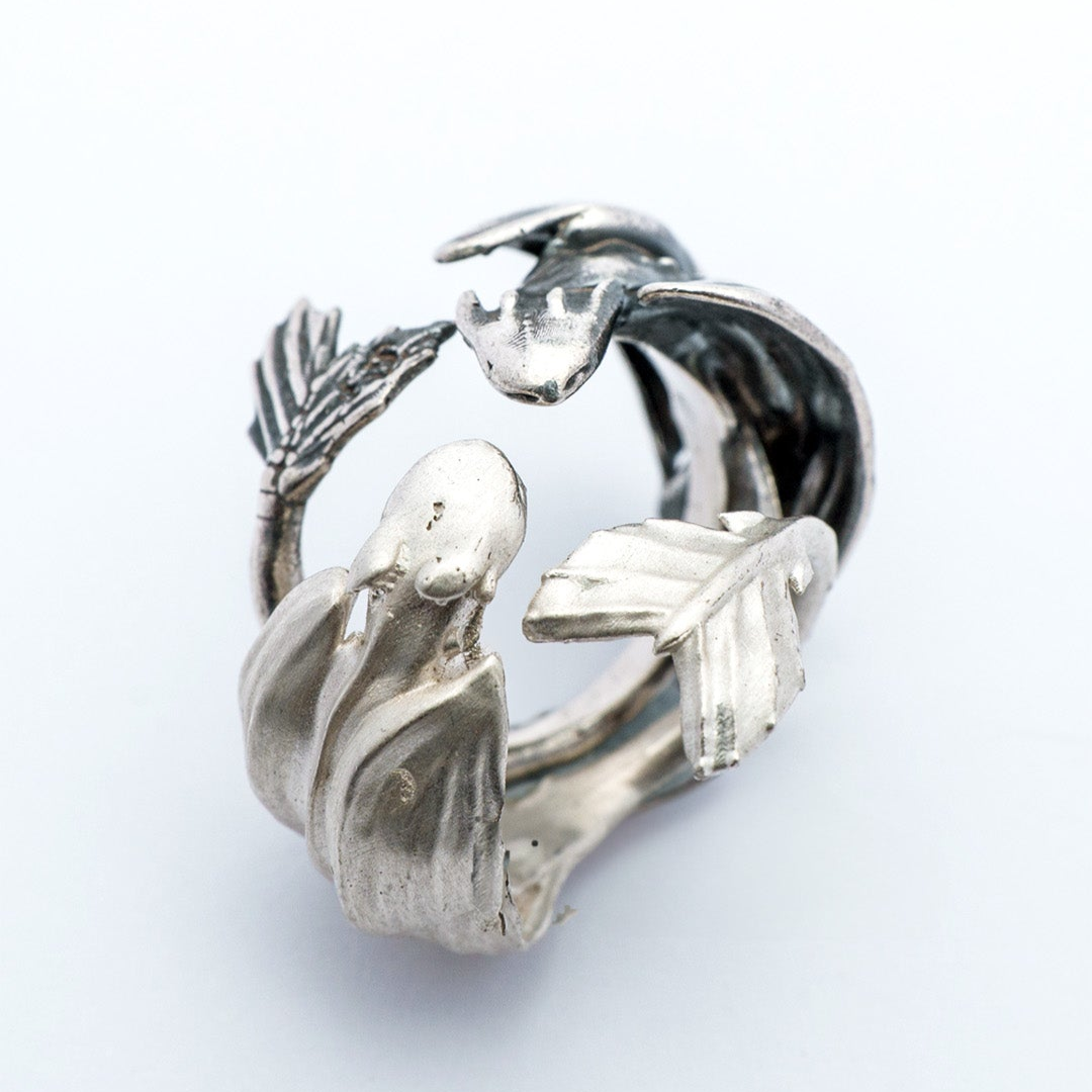 Luna | The Dragon Ring